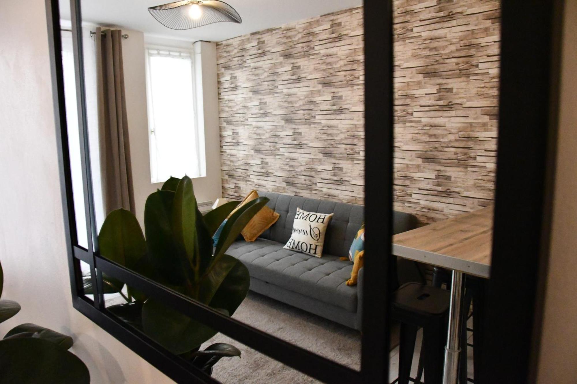Appartement 32 M2 Intra Muros - Wifi - Netflix - Bureau Avignon Bagian luar foto